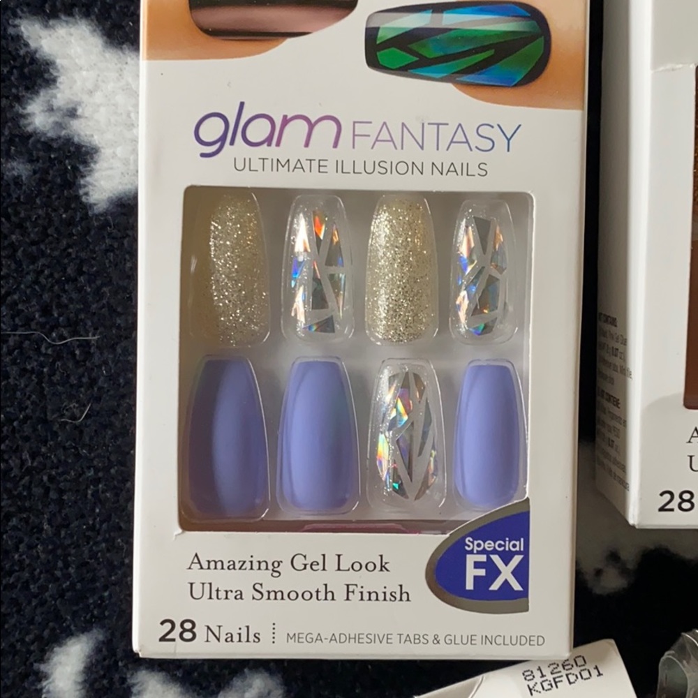 Nails - Picture 2 of 7